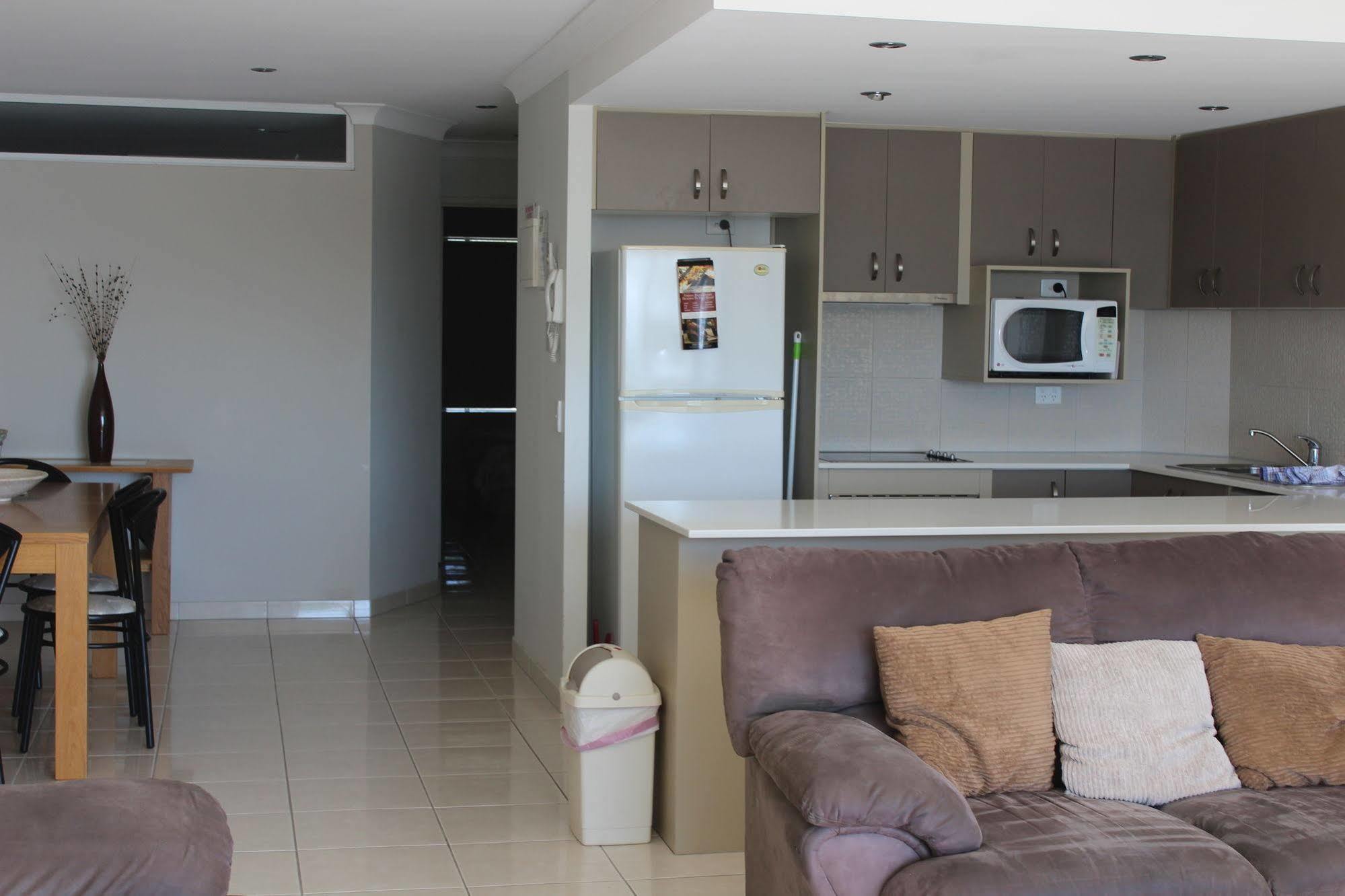Sandrift Beachfront Apartments Голд-Кост Экстерьер фото